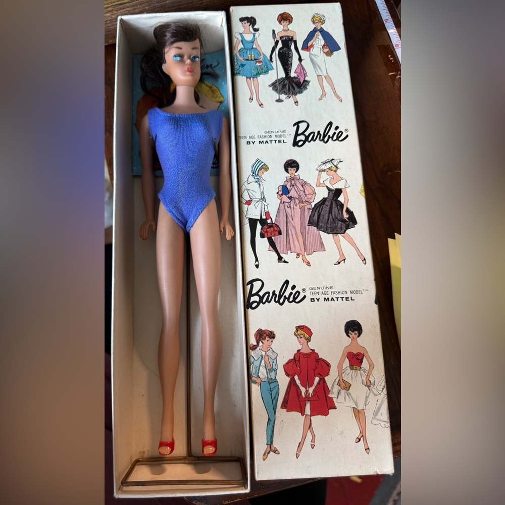 Mattel Barbie Midge Doll in Blue Bathing Suit with OG Box & Pamphlet #8 Brunette